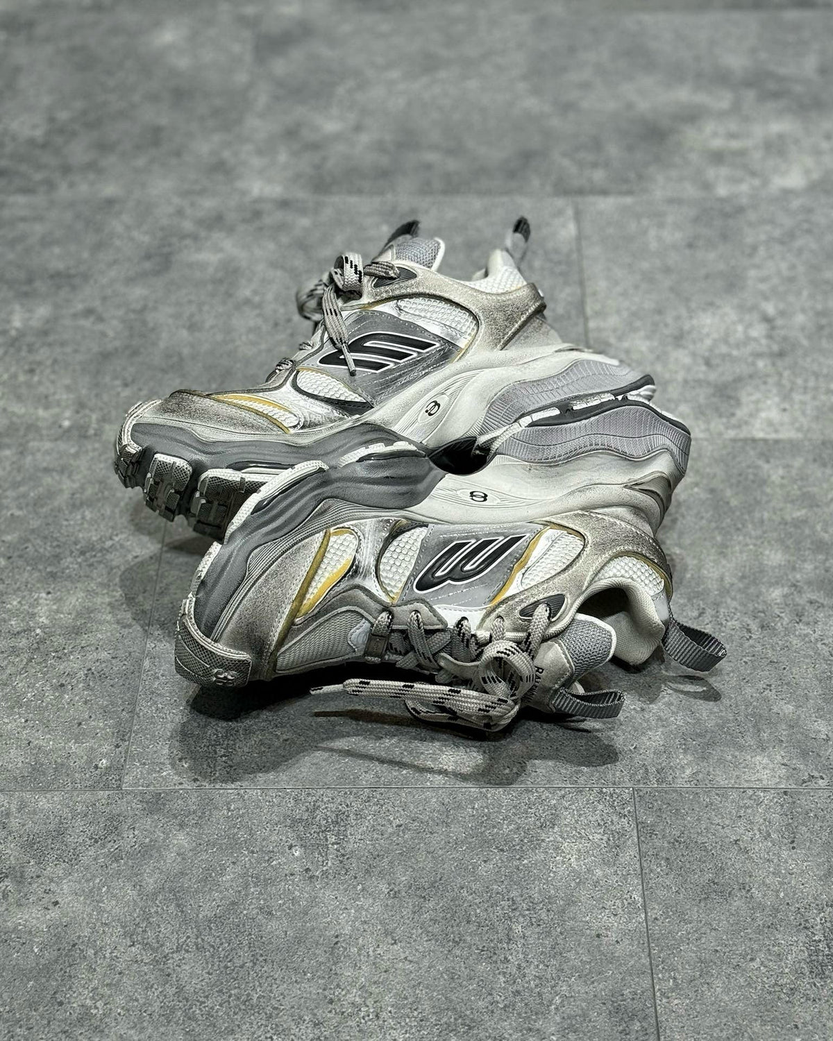 BLCG Sneakers