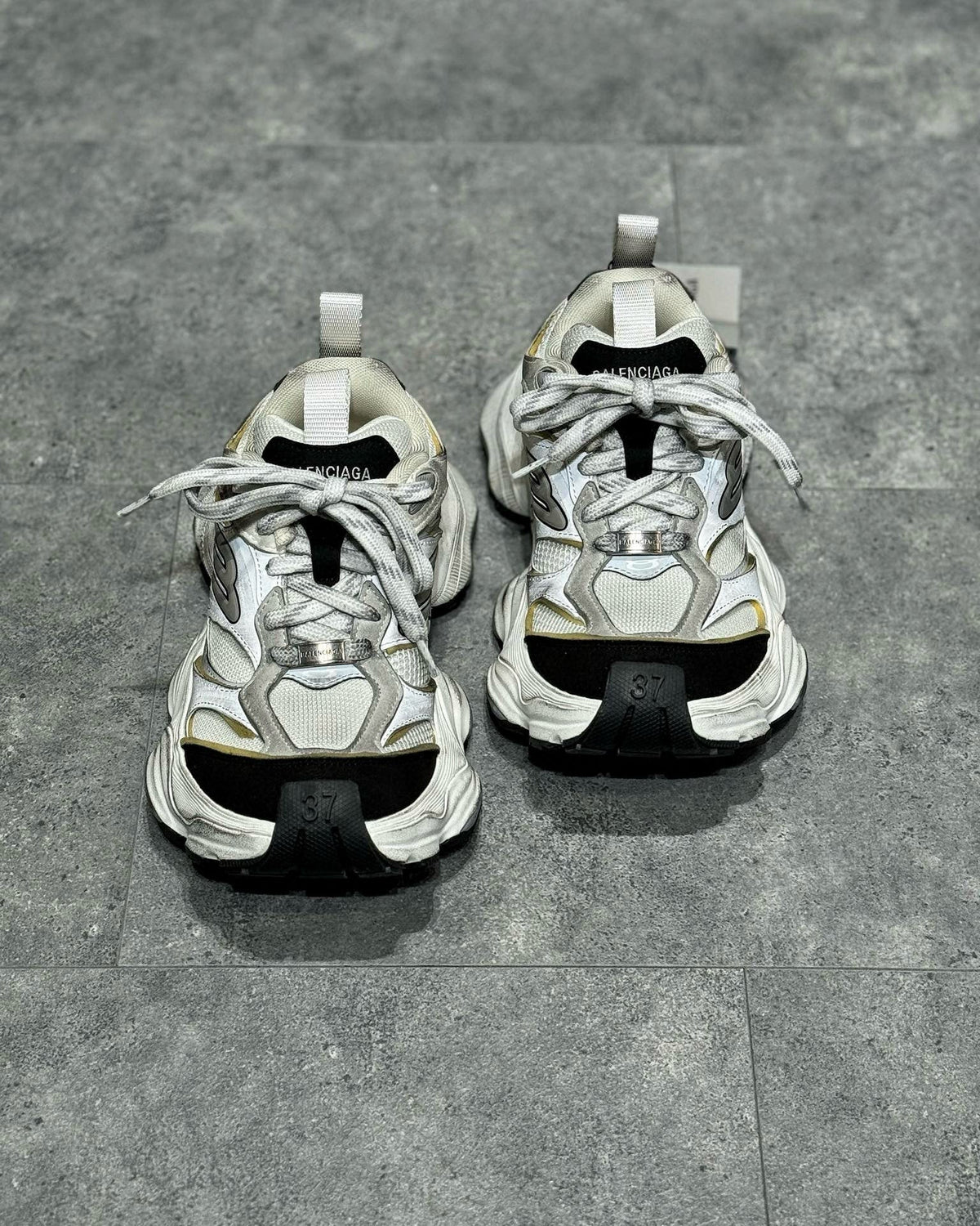 BLCG Sneakers