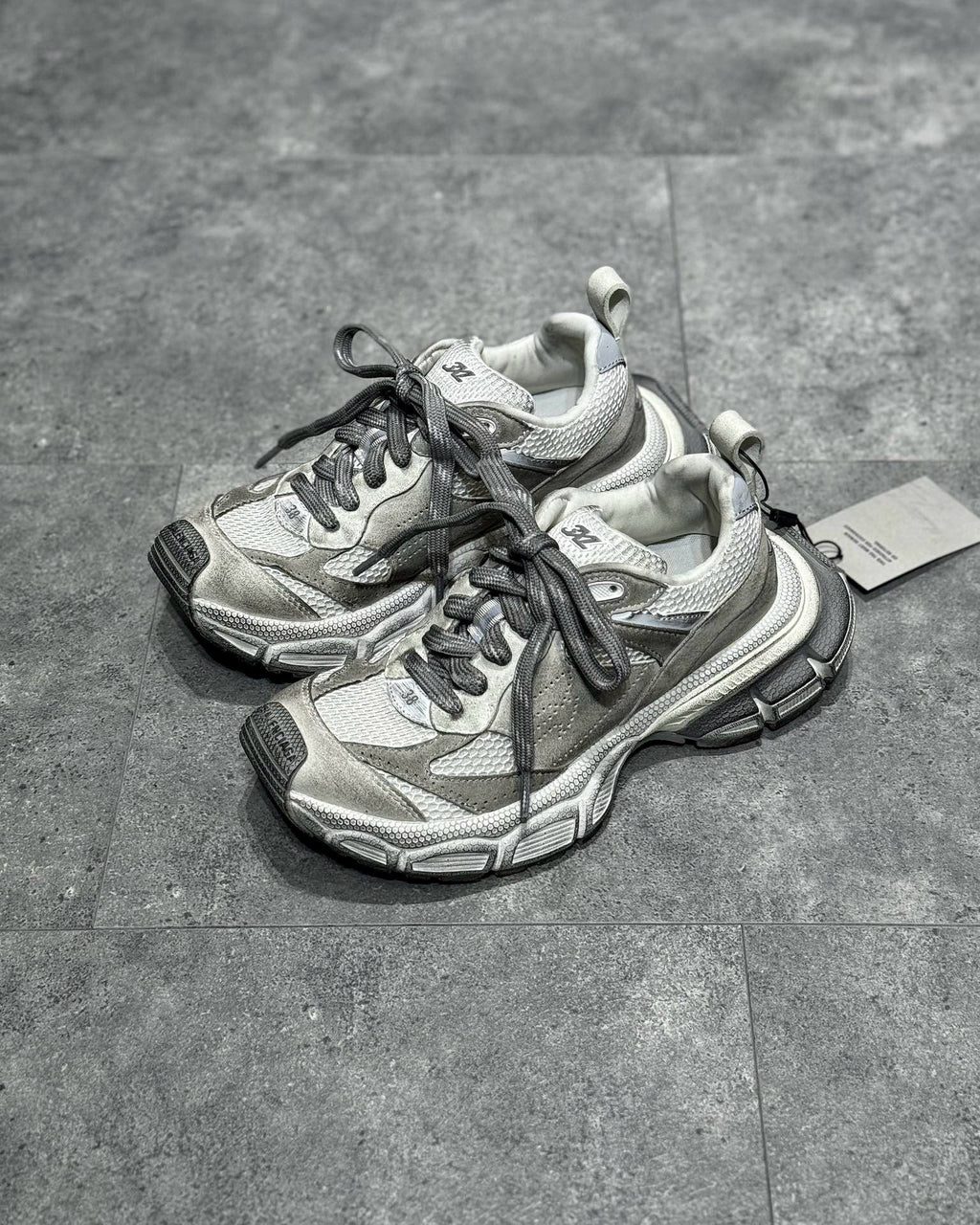 BLCG Sneakers
