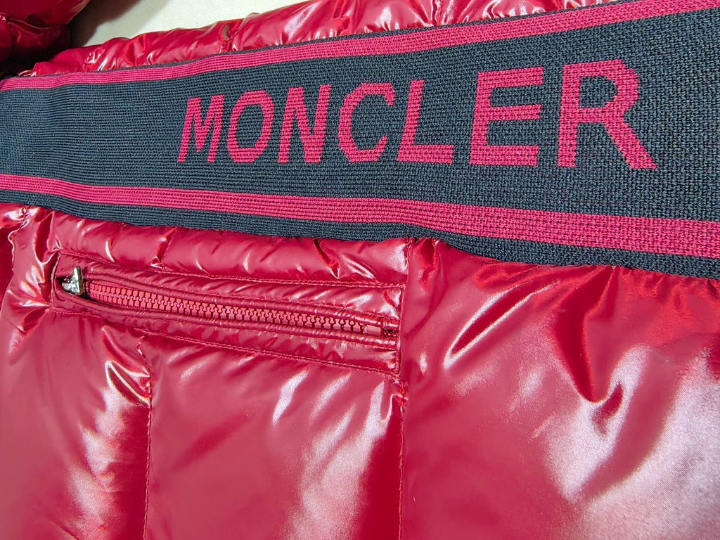 Moncler Glossy Knit-Panel Short Down Coat