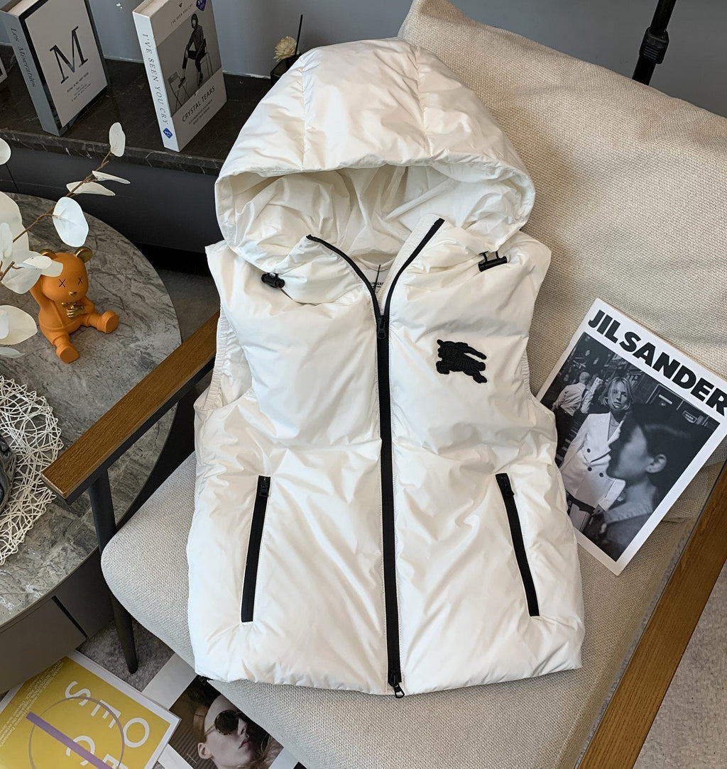 Burberry Pegasus-Emblem Hooded Down Vest