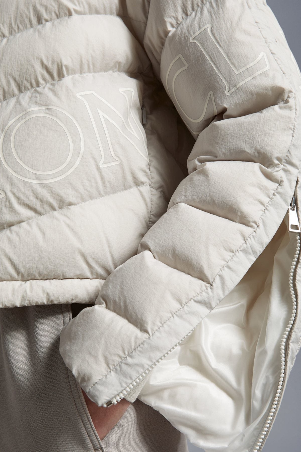 Moncler Letter Graphic Cropped Puffer Coat