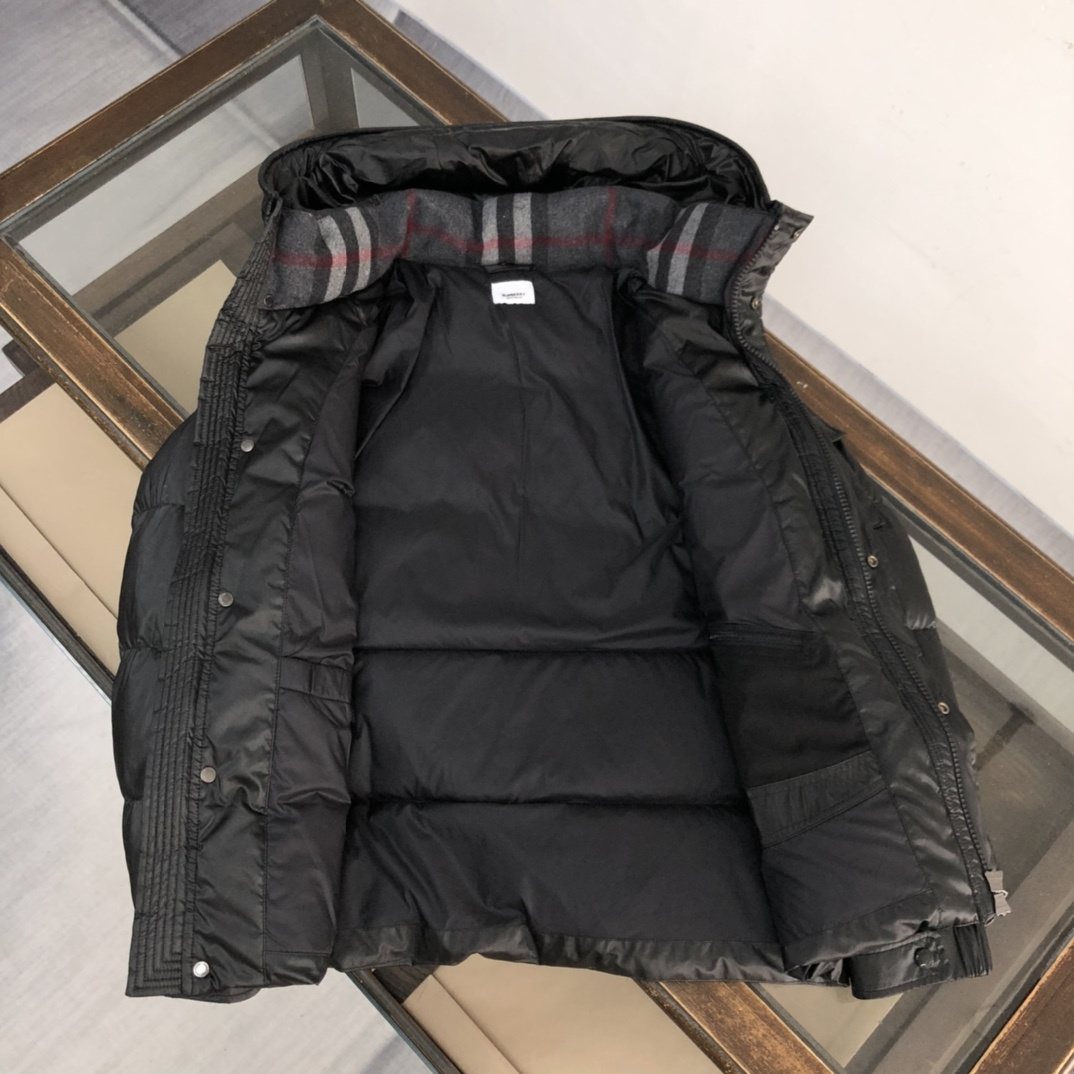 Burberry Glossy Hooded Puffer Jacket