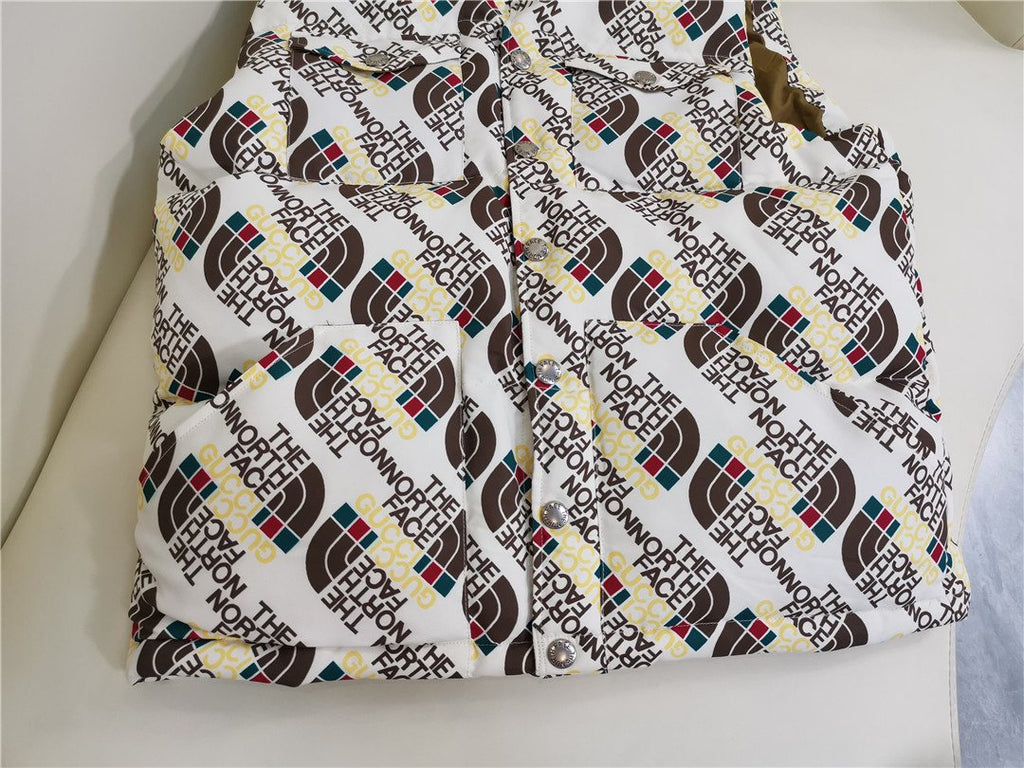 GUCCI White Logo-Print Hooded Padded Vest