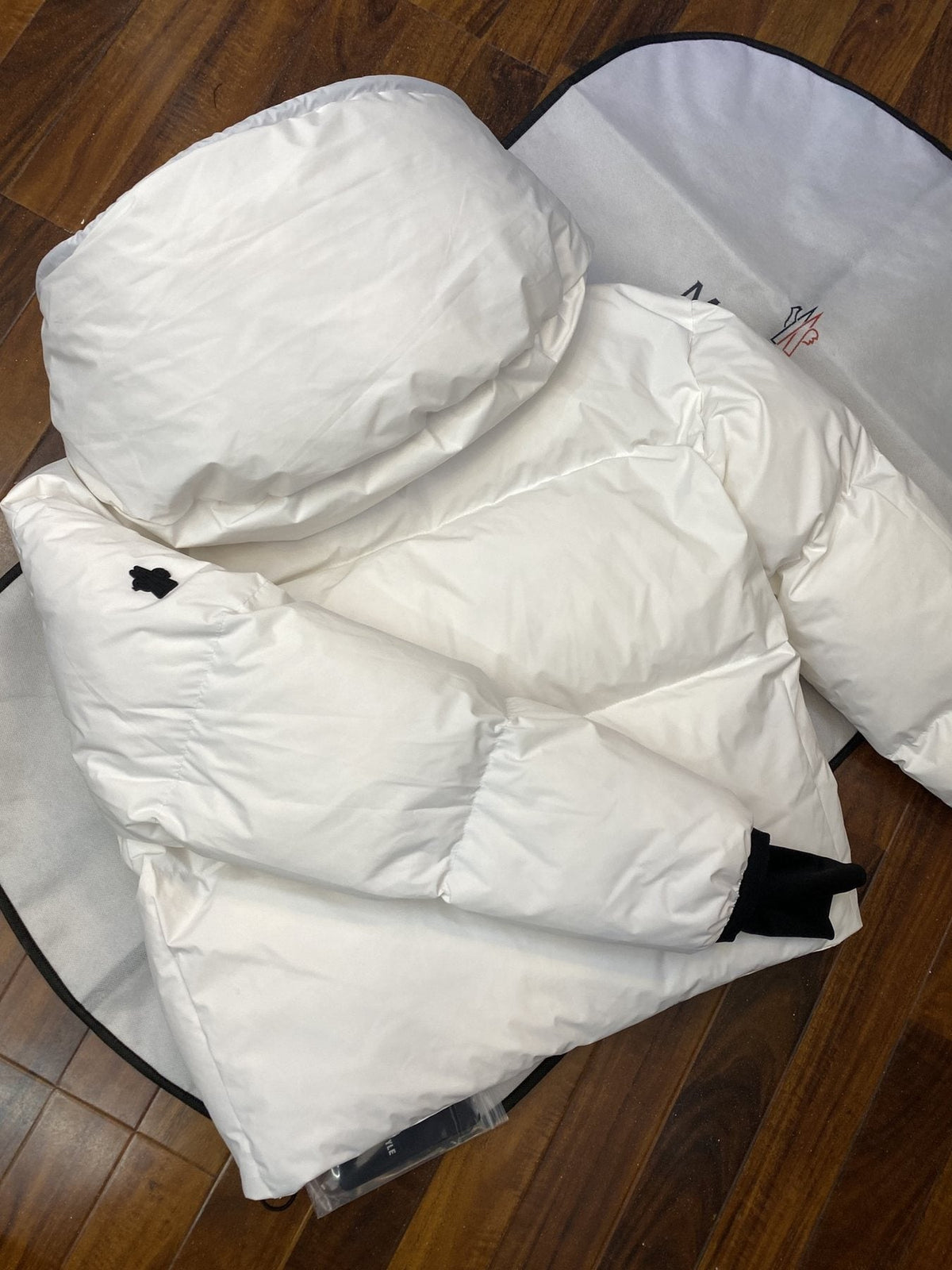 Moncler Cropped Hooded Puffer Coat