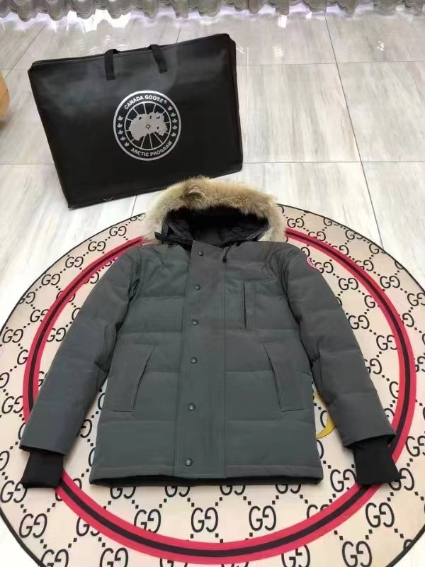 Canada Goose Men's Hooded Quilted Puffer Jacket