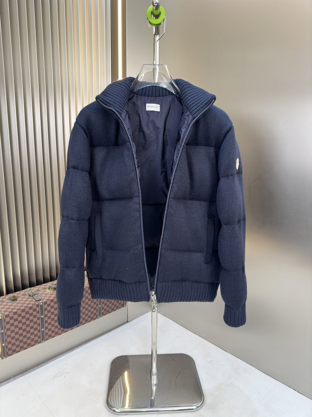 Moncler Quilted Knit-Sleeve Puffer Coat