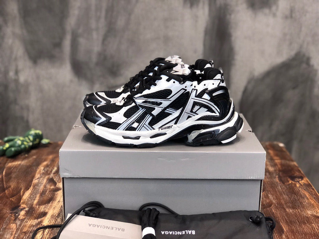 BLCG Sneakers