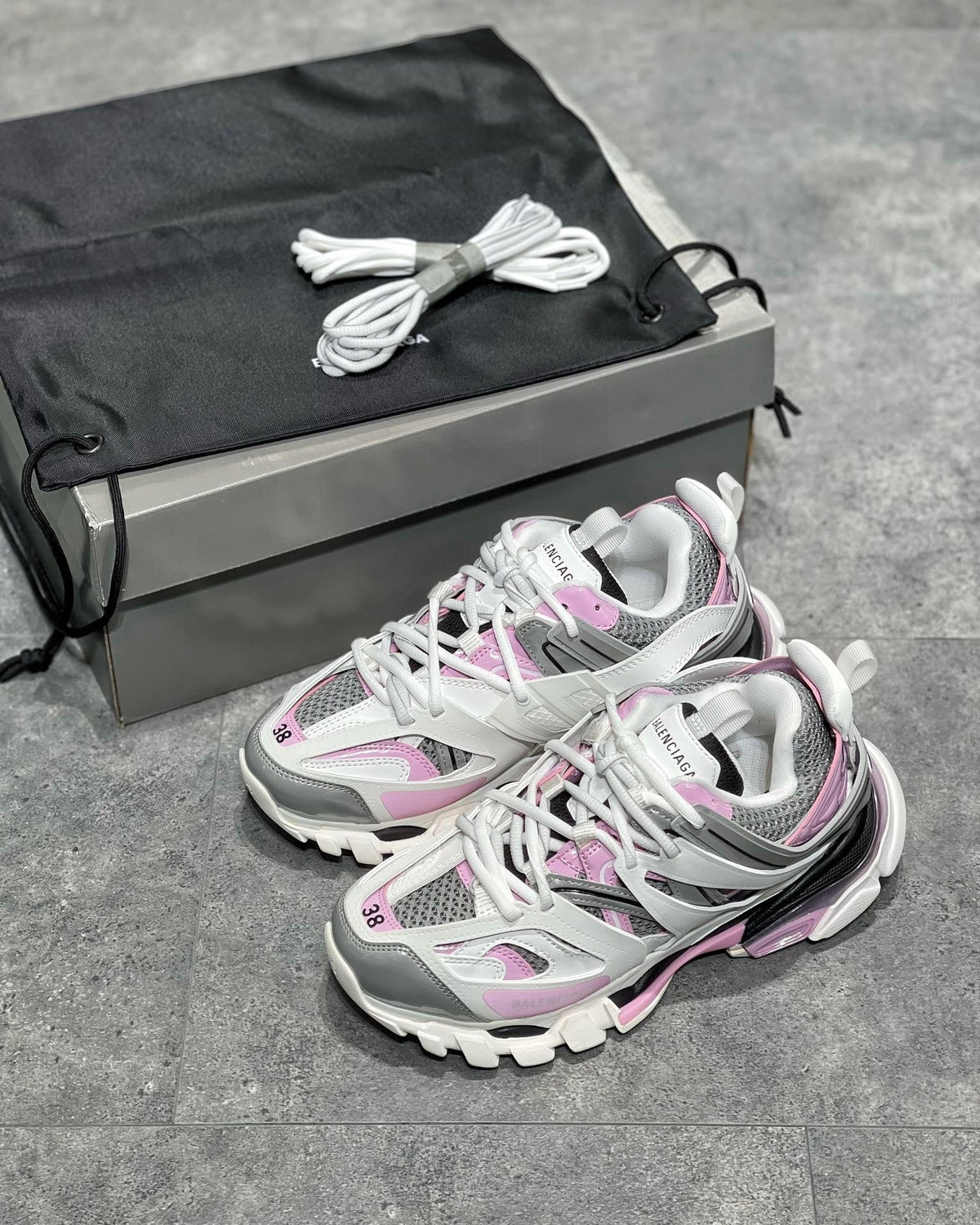 BLCG Sneakers